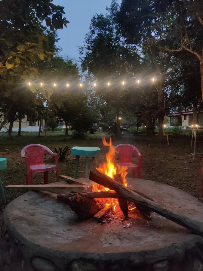 Bardia Forest Resort Bardiya Kültér fotó